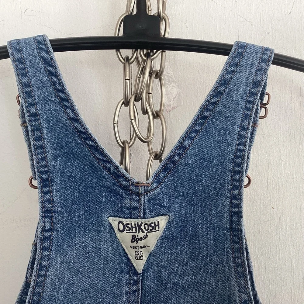 Osh Kosh light wash medium weight denim overalls with front + back logos Sz 5t